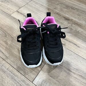 Skechers Kids Black Sneakers with Pink Highlights